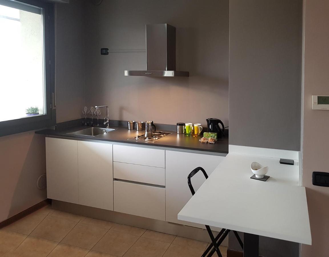Airport Orio Studio Apartment แบร์กาโม ภายนอก รูปภาพ