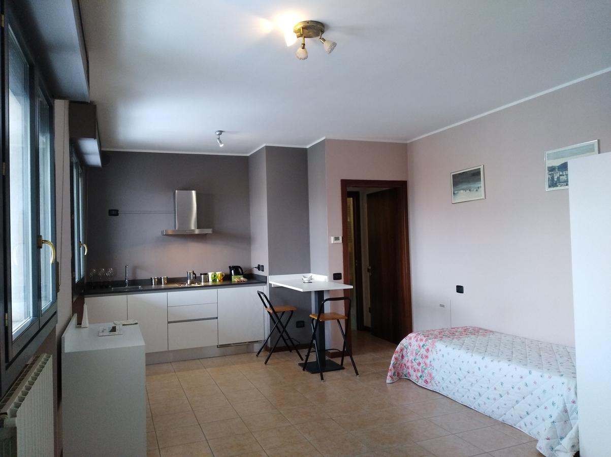 Airport Orio Studio Apartment แบร์กาโม ภายนอก รูปภาพ