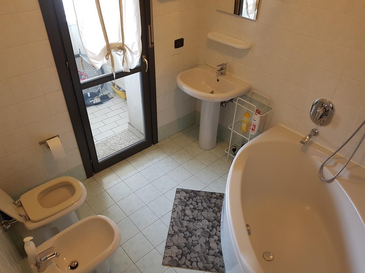Airport Orio Studio Apartment แบร์กาโม ภายนอก รูปภาพ